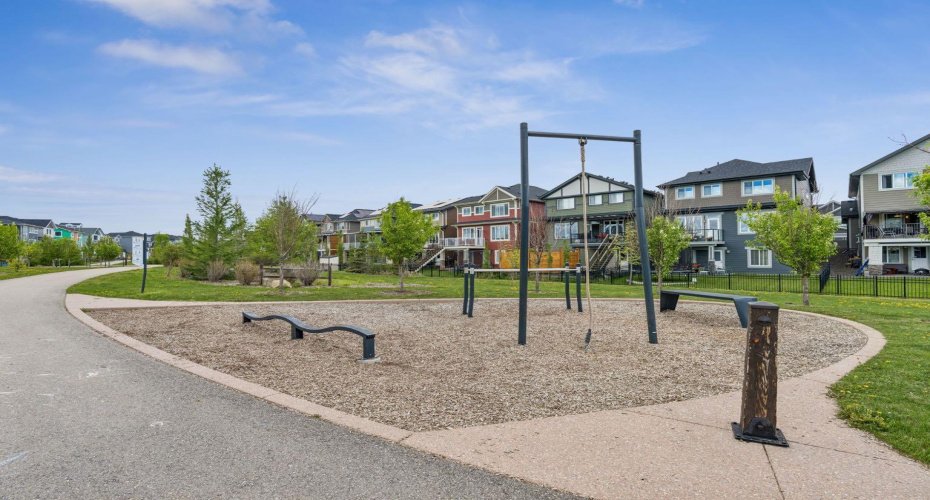 Family friendly with all the parks and playgrounds you need to soak up the beautiful surroundings of your community