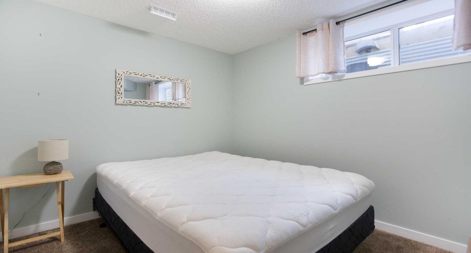 79 Sunset Road, Cochrane, Alberta T4C 0W4, 4 Bedrooms Bedrooms, ,4 BathroomsBathrooms,Residential,For Sale,Sunset,A2314833