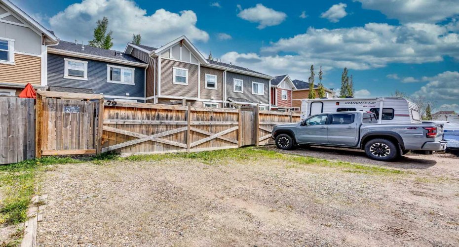 79 Sunset Road, Cochrane, Alberta T4C 0W4, 4 Bedrooms Bedrooms, ,4 BathroomsBathrooms,Residential,For Sale,Sunset,A2314833