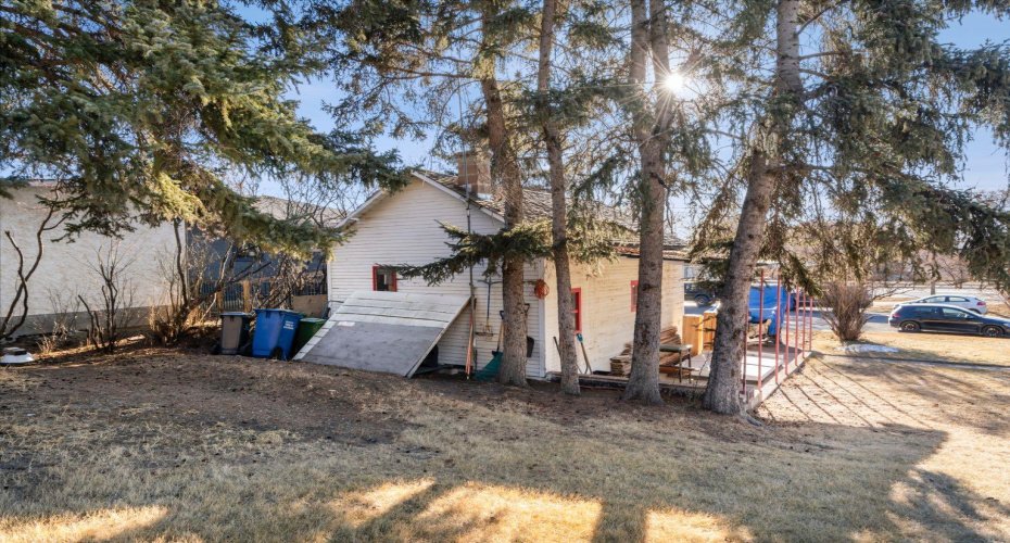 328 Third Street, Cochrane, Alberta T4C1Z6, ,Land,For Sale,Third,A2318094