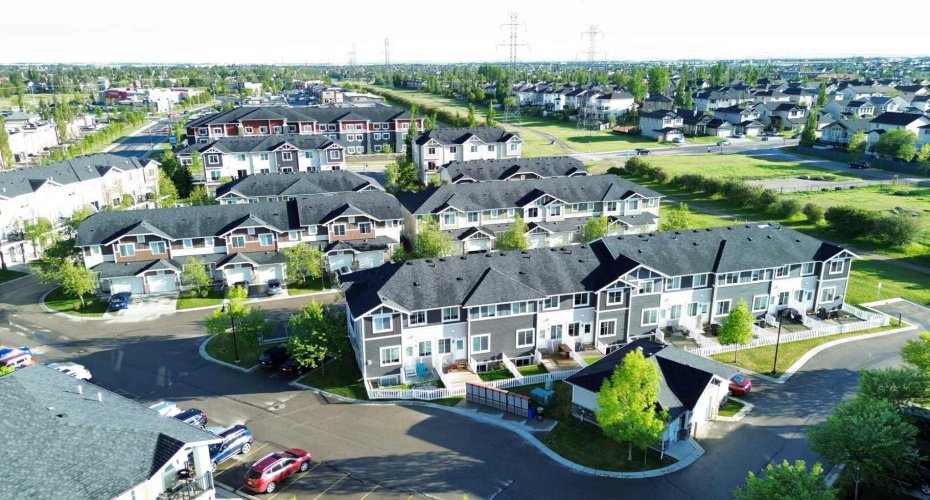 300 Marina Drive, Chestermere, Alberta T1X 0P6, 3 Bedrooms Bedrooms, ,3 BathroomsBathrooms,Residential,For Sale,Marina,A2316544