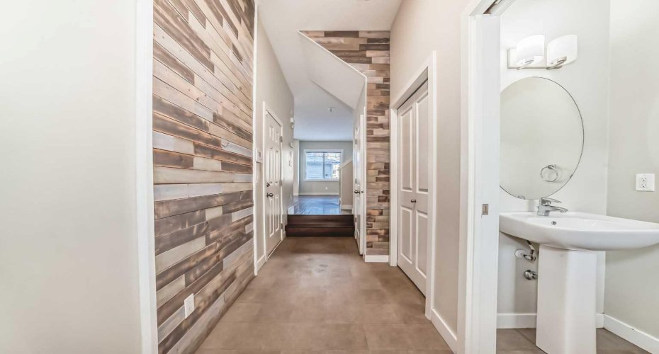 300 Marina Drive, Chestermere, Alberta T1X 0P6, 3 Bedrooms Bedrooms, ,3 BathroomsBathrooms,Residential,For Sale,Marina,A2316544