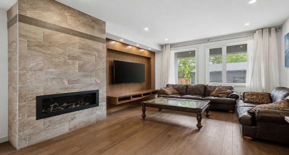 1125 Russet Road, Calgary, Alberta T2E 5L4, 4 Bedrooms Bedrooms, ,4 BathroomsBathrooms,Residential,For Sale,Russet,A2316844