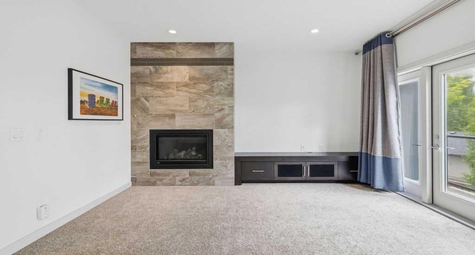 1125 Russet Road, Calgary, Alberta T2E 5L4, 4 Bedrooms Bedrooms, ,4 BathroomsBathrooms,Residential,For Sale,Russet,A2316844