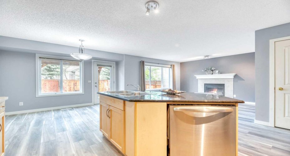 142 Ranch Ridge Court, Strathmore, Alberta T1P 0A5, 3 Bedrooms Bedrooms, ,4 BathroomsBathrooms,Residential,For Sale,Ranch Ridge,A2316898