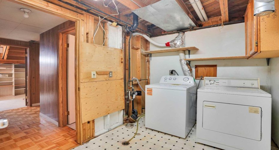 4732 Marbury Place, Calgary, Alberta T2A 2W2, 5 Bedrooms Bedrooms, ,2 BathroomsBathrooms,Residential,For Sale,Marbury,A2318241