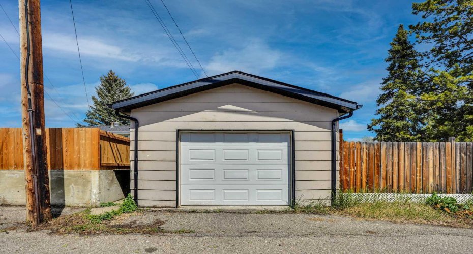 4732 Marbury Place, Calgary, Alberta T2A 2W2, 5 Bedrooms Bedrooms, ,2 BathroomsBathrooms,Residential,For Sale,Marbury,A2318241
