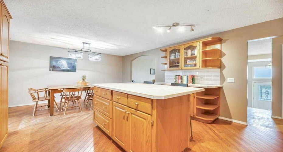 41 Brentwood Drive, Strathmore, Alberta T1P 1H9, 5 Bedrooms Bedrooms, ,3 BathroomsBathrooms,Residential,For Sale,Brentwood,A2316899