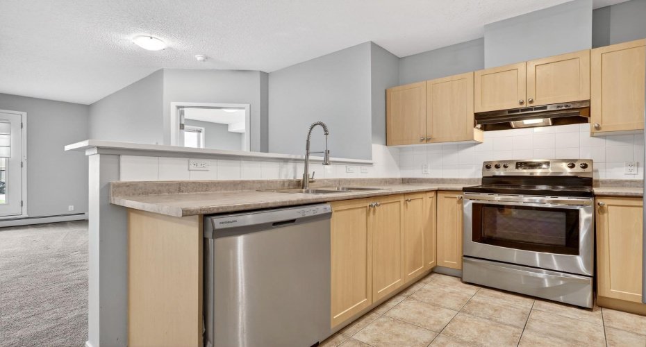 333 Taravista Drive, Calgary, Alberta T3L 0H3, 2 Bedrooms Bedrooms, ,2 BathroomsBathrooms,Residential,For Sale,Taravista,A2318244