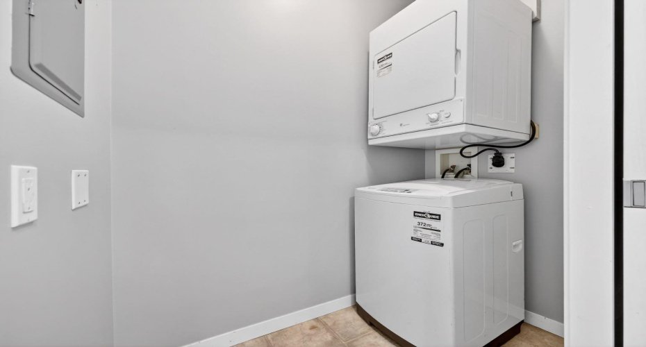 333 Taravista Drive, Calgary, Alberta T3L 0H3, 2 Bedrooms Bedrooms, ,2 BathroomsBathrooms,Residential,For Sale,Taravista,A2318244