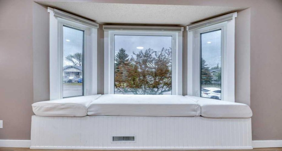 119 Strathaven Crescent, Strathmore, Alberta T1P 1M2, 3 Bedrooms Bedrooms, ,2 BathroomsBathrooms,Residential,For Sale,Strathaven,A2316903
