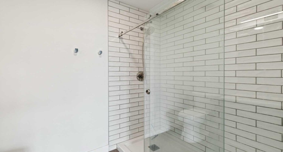 3-piece ensuite bathroom with beautiful tiled shower