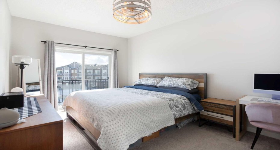 250 Fireside View, Cochrane, Alberta T4C2M2, 2 Bedrooms Bedrooms, ,2 BathroomsBathrooms,Residential,For Sale,Fireside,A2316929
