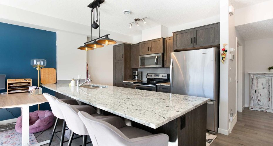 250 Fireside View, Cochrane, Alberta T4C2M2, 2 Bedrooms Bedrooms, ,2 BathroomsBathrooms,Residential,For Sale,Fireside,A2316929