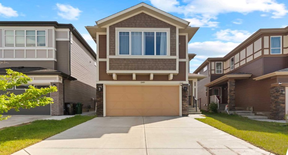 249 Lucas Crescent, Calgary, Alberta T3P 1M8, 3 Bedrooms Bedrooms, ,3 BathroomsBathrooms,Residential,For Sale,Lucas,A2318327