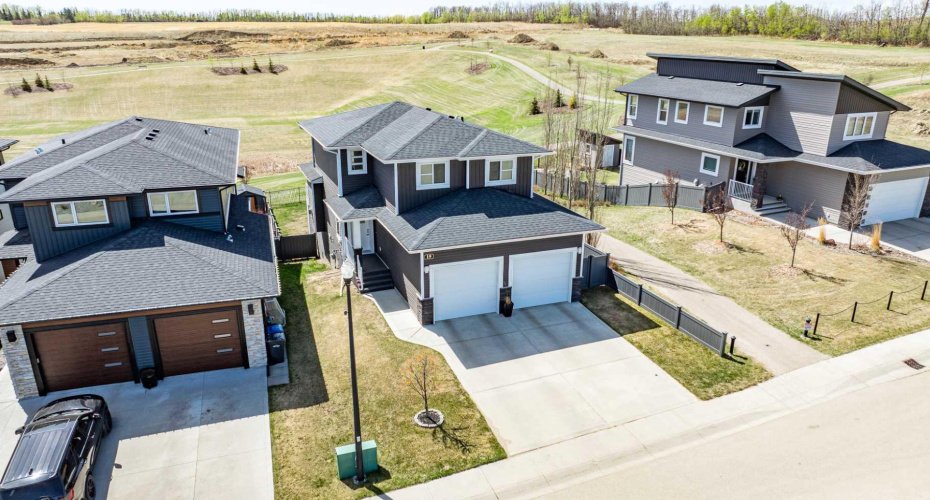 19 Vanveller Way, Sylvan Lake, Alberta T4S 0M4, 4 Bedrooms Bedrooms, ,4 BathroomsBathrooms,Residential,For Sale,Vanveller,A2318331