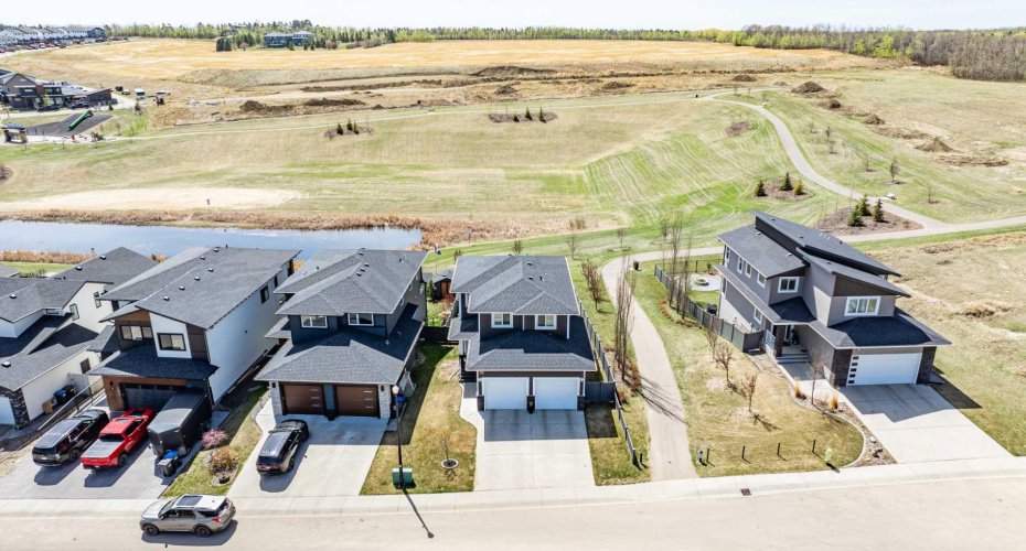 19 Vanveller Way, Sylvan Lake, Alberta T4S 0M4, 4 Bedrooms Bedrooms, ,4 BathroomsBathrooms,Residential,For Sale,Vanveller,A2318331