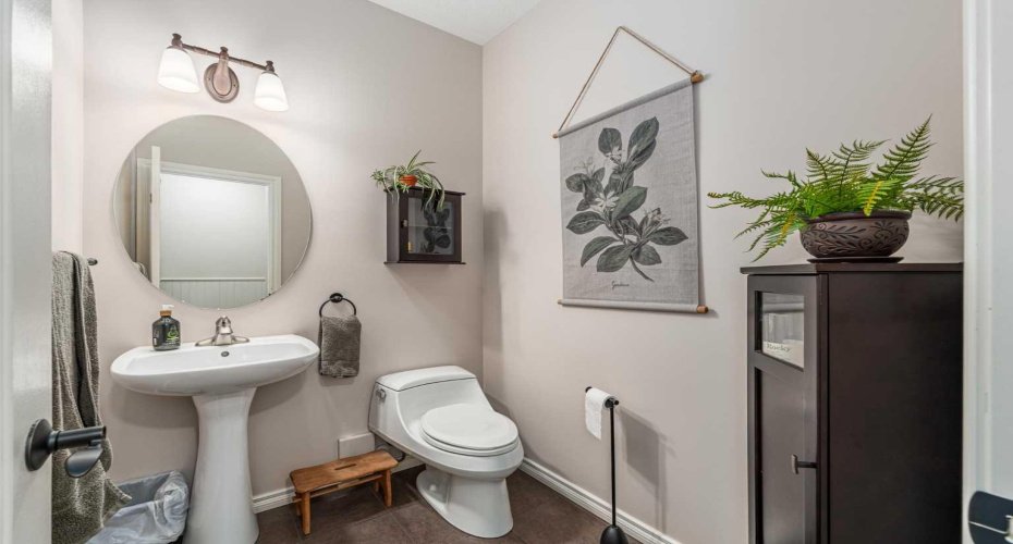 2 pc Bath - Main Floor