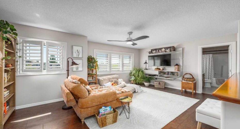 Family Room - 2nd Floor