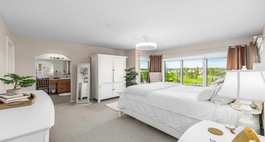 Primary Bedroom with 4 pc Ensuite