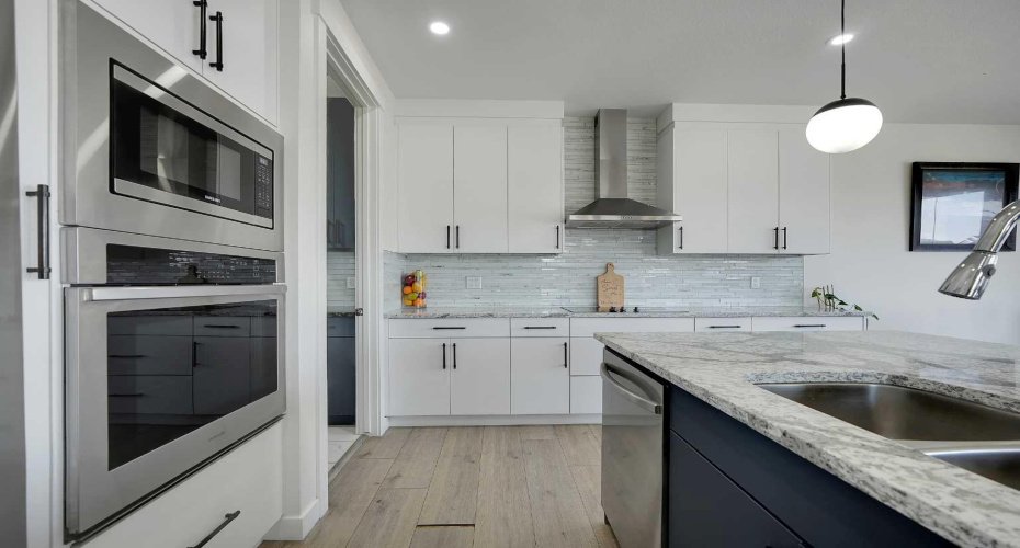 192 Sandpiper Landing, Chestermere, Alberta T1X 1Y8, 6 Bedrooms Bedrooms, ,5 BathroomsBathrooms,Residential,For Sale,Sandpiper,A2318535