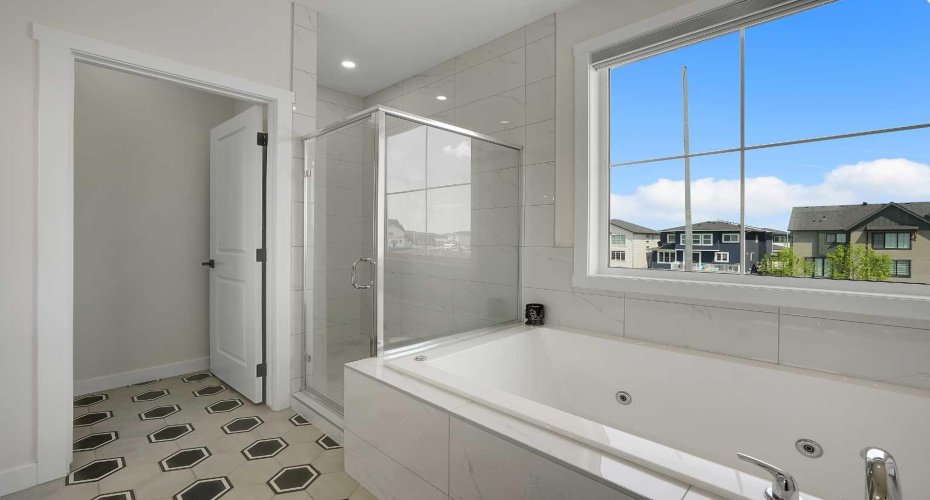 192 Sandpiper Landing, Chestermere, Alberta T1X 1Y8, 6 Bedrooms Bedrooms, ,5 BathroomsBathrooms,Residential,For Sale,Sandpiper,A2318535