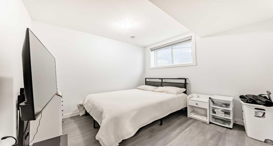 43 Homestead Close, Calgary, Alberta T3J2H2, 7 Bedrooms Bedrooms, ,5 BathroomsBathrooms,Residential,For Sale,Homestead,A2318418