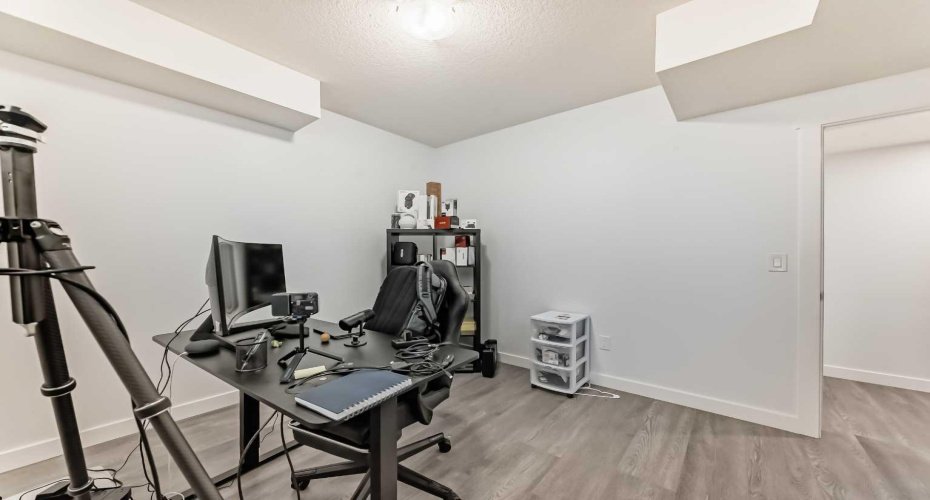43 Homestead Close, Calgary, Alberta T3J2H2, 7 Bedrooms Bedrooms, ,5 BathroomsBathrooms,Residential,For Sale,Homestead,A2318418