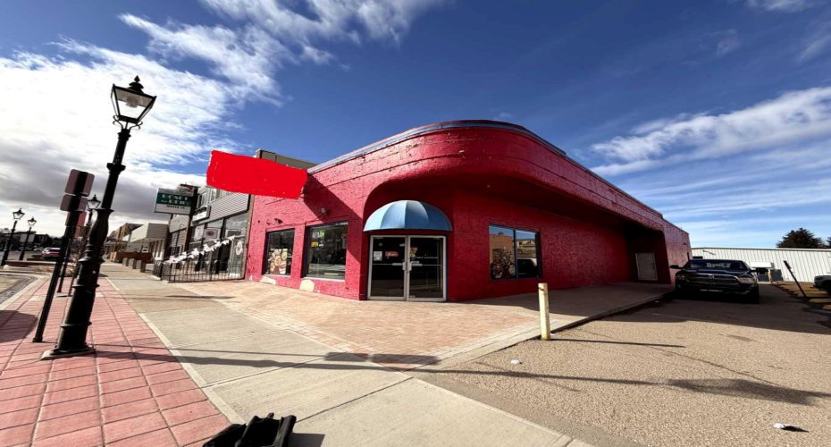 Medicine Hat, Alberta, ,Commercial,For Lease,A2318420