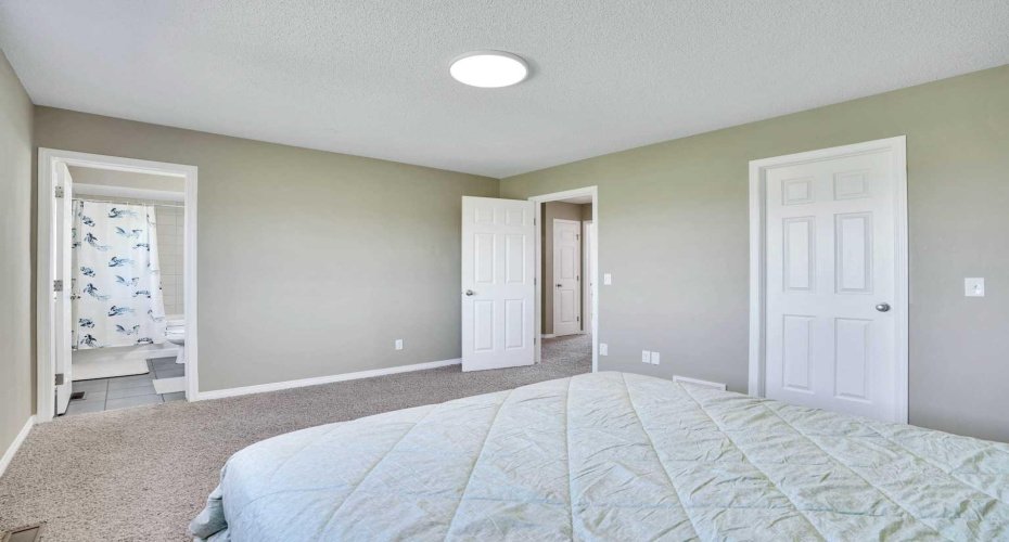 174 Windstone Avenue, Airdrie, Alberta T4B3R3, 3 Bedrooms Bedrooms, ,4 BathroomsBathrooms,Residential,For Sale,Windstone,A2318429