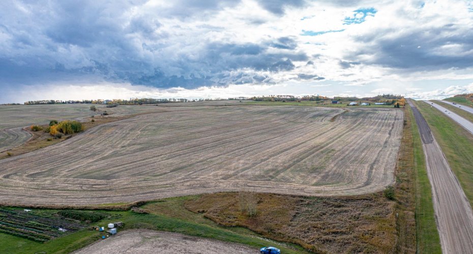 ON Highway 43, Grande Prairie, Alberta T8W 5E6, ,Land,For Sale,Highway 43,A2318441