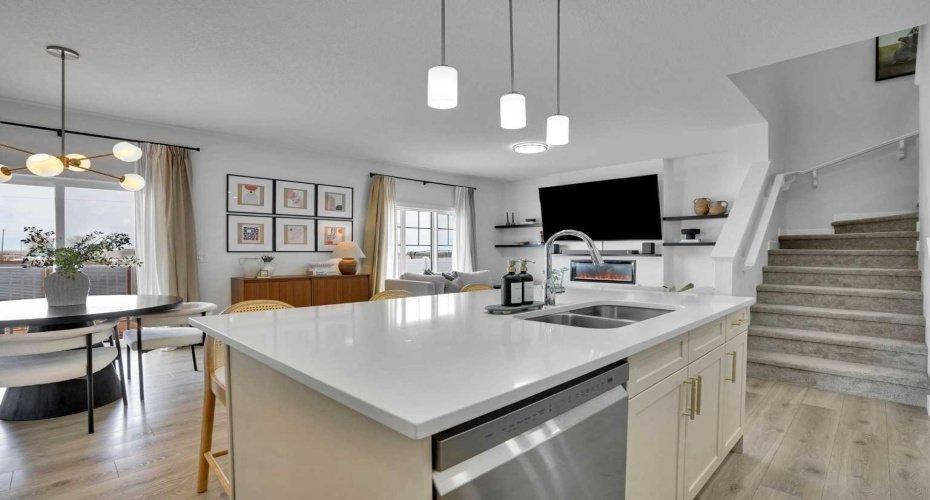 58 RANCHERS View, Okotoks, Alberta T1S 5R6, 4 Bedrooms Bedrooms, ,3 BathroomsBathrooms,Residential,For Sale,RANCHERS,A2313671