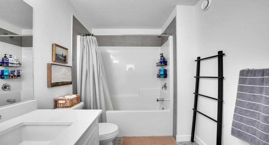 58 RANCHERS View, Okotoks, Alberta T1S 5R6, 4 Bedrooms Bedrooms, ,3 BathroomsBathrooms,Residential,For Sale,RANCHERS,A2313671