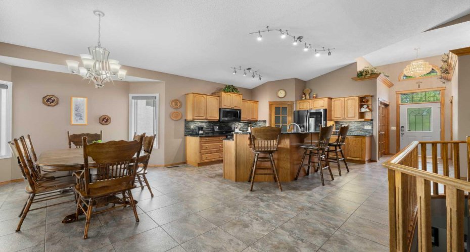 Ample Room for Large Gatherings