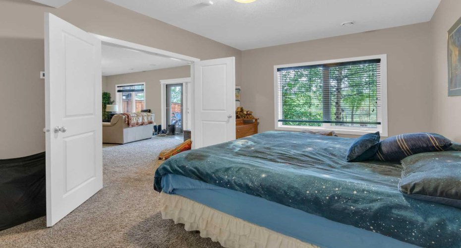 Bedroom 4 in Walk out