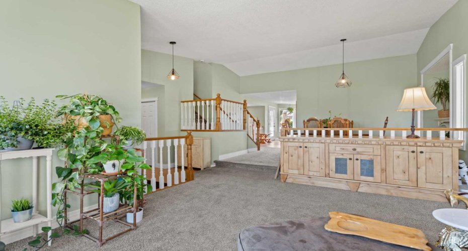 Vaulted living/dining room
