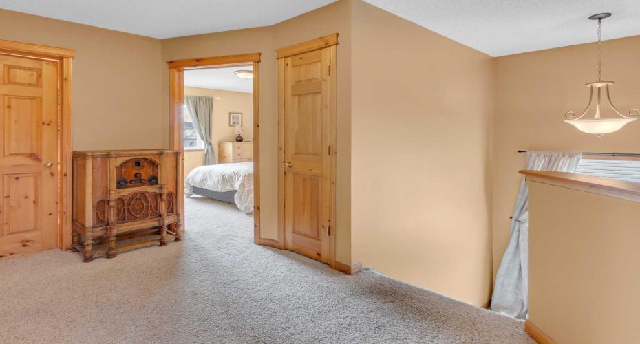 124 Gleneagles Terrace, Cochrane, Alberta T4C 1W6, 3 Bedrooms Bedrooms, ,4 BathroomsBathrooms,Residential,For Sale,Gleneagles,A2314525