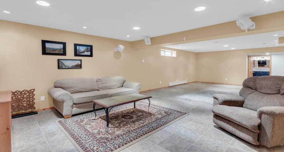 124 Gleneagles Terrace, Cochrane, Alberta T4C 1W6, 3 Bedrooms Bedrooms, ,4 BathroomsBathrooms,Residential,For Sale,Gleneagles,A2314525