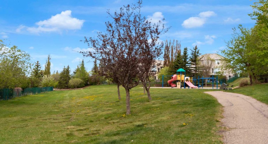 124 Gleneagles Terrace, Cochrane, Alberta T4C 1W6, 3 Bedrooms Bedrooms, ,4 BathroomsBathrooms,Residential,For Sale,Gleneagles,A2314525