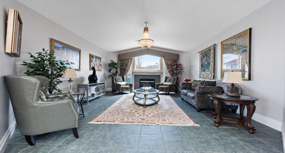 131 Invermere Close, Chestermere, Alberta T1X1L3, 3 Bedrooms Bedrooms, ,3 BathroomsBathrooms,Residential,For Sale,Invermere,A2309757