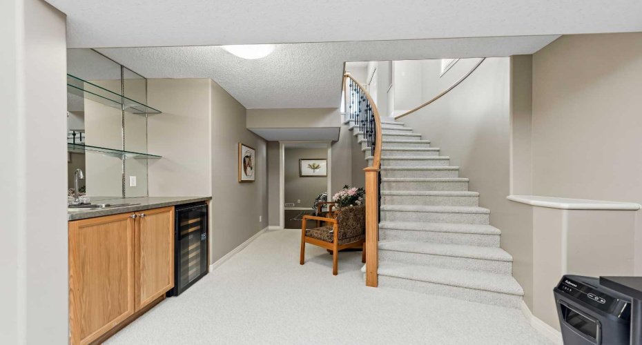 131 Invermere Close, Chestermere, Alberta T1X1L3, 3 Bedrooms Bedrooms, ,3 BathroomsBathrooms,Residential,For Sale,Invermere,A2309757