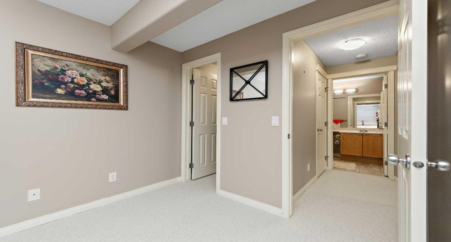 131 Invermere Close, Chestermere, Alberta T1X1L3, 3 Bedrooms Bedrooms, ,3 BathroomsBathrooms,Residential,For Sale,Invermere,A2309757