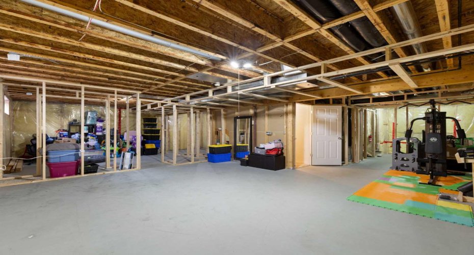 117 Bow Ridge Drive, Cochrane, Alberta T4C 2G9, 2 Bedrooms Bedrooms, ,2 BathroomsBathrooms,Residential,For Sale,Bow Ridge,A2318945