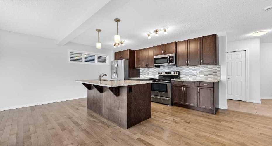 99 Buckskin Way, Cochrane, Alberta T4C2P2, 3 Bedrooms Bedrooms, ,3 BathroomsBathrooms,Residential,For Sale,Buckskin,A2312754