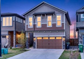 99 Buckskin Way, Cochrane, Alberta T4C2P2, 3 Bedrooms Bedrooms, ,3 BathroomsBathrooms,Residential,For Sale,Buckskin,A2312754