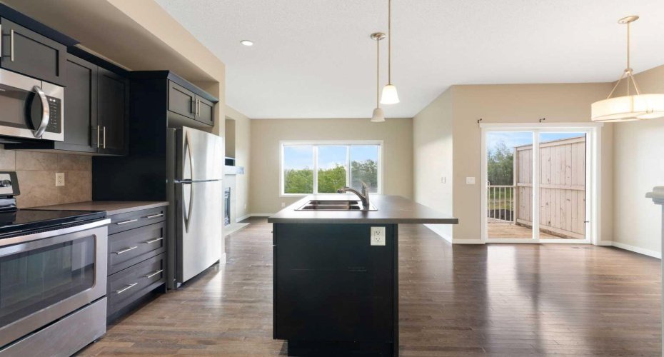 638 River Heights Crescent, Cochrane, Alberta T4C 0R9, 3 Bedrooms Bedrooms, ,3 BathroomsBathrooms,Residential,For Sale,River Heights,A2318374