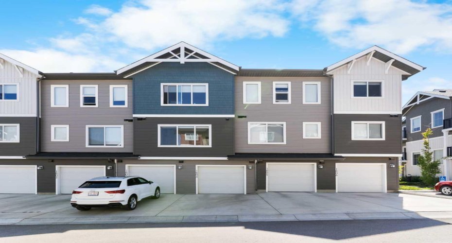24 Rivercrest Drive, Cochrane, Alberta T4C 2C8, 1 Bedroom Bedrooms, ,1 BathroomBathrooms,Residential,For Sale,Rivercrest,A2319871