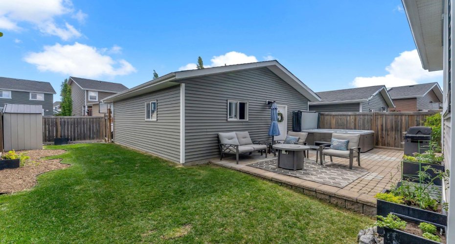 27 River Heights Crescent, Cochrane, Alberta T4C 0J3, 4 Bedrooms Bedrooms, ,4 BathroomsBathrooms,Residential,For Sale,River Heights,A2318941