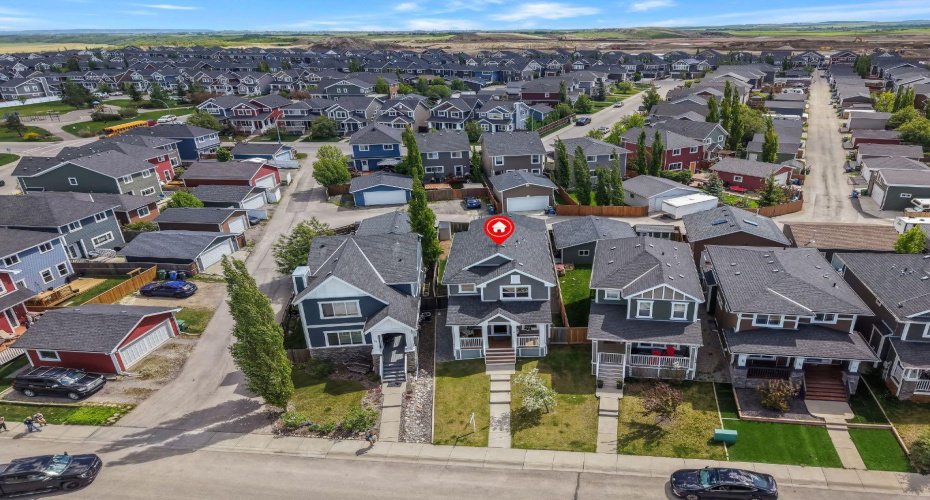 27 River Heights Crescent, Cochrane, Alberta T4C 0J3, 4 Bedrooms Bedrooms, ,4 BathroomsBathrooms,Residential,For Sale,River Heights,A2318941