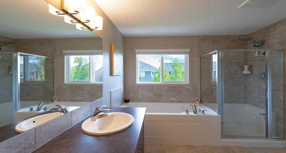 114 River Heights Green, Cochrane, Alberta T4C 0Y4, 4 Bedrooms Bedrooms, ,4 BathroomsBathrooms,Residential,For Sale,River Heights,A2319574